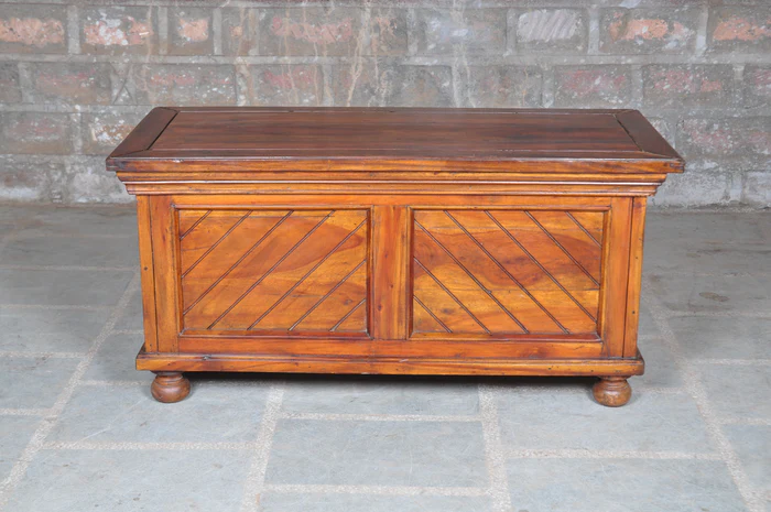 img3-4.webp Classic Indian Style Huge Storage Handmade Polished Wooden Shanduka for Home - Image 4